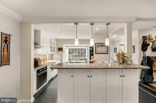 Foto del edificio - 4017 16th St NW