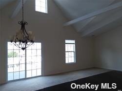 Foto del edificio - 2 Nicole Ct