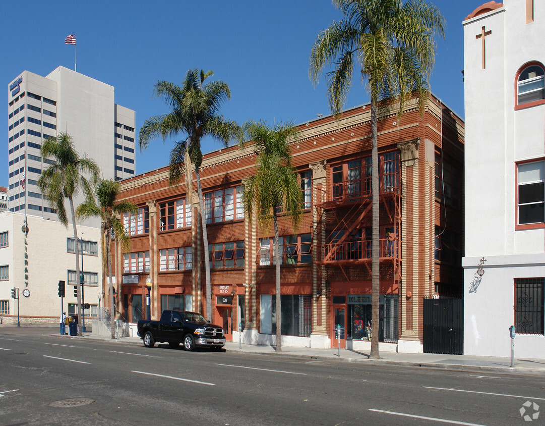 Building Photo - Library Lofts