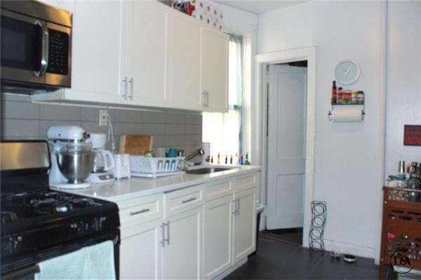 Building Photo - 615 W 144th St