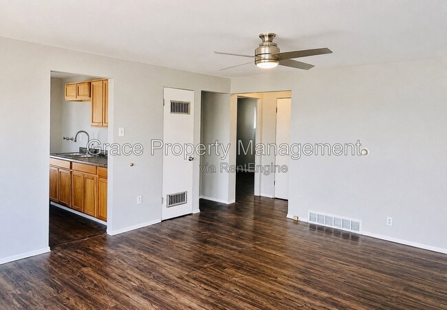 Photo - 595 West Dartmouth Avenue Apartment