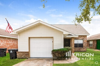 Building Photo - 3223 Kelling St