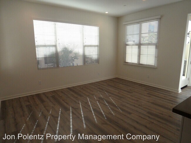 Building Photo - 4 br, 3 bath Apartment - 122 Leafy Twig
