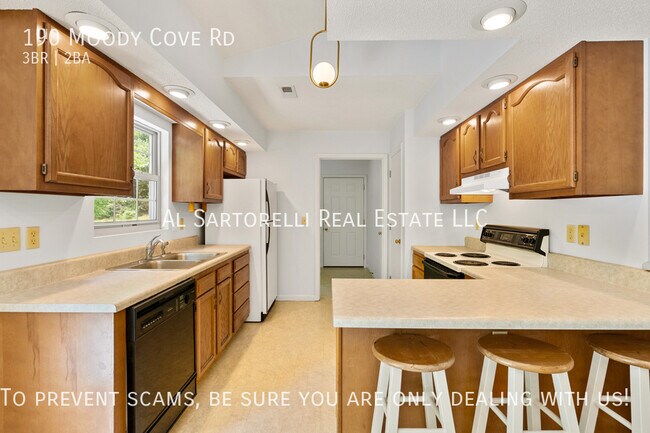Foto del edificio - 190 Moody Cove Rd