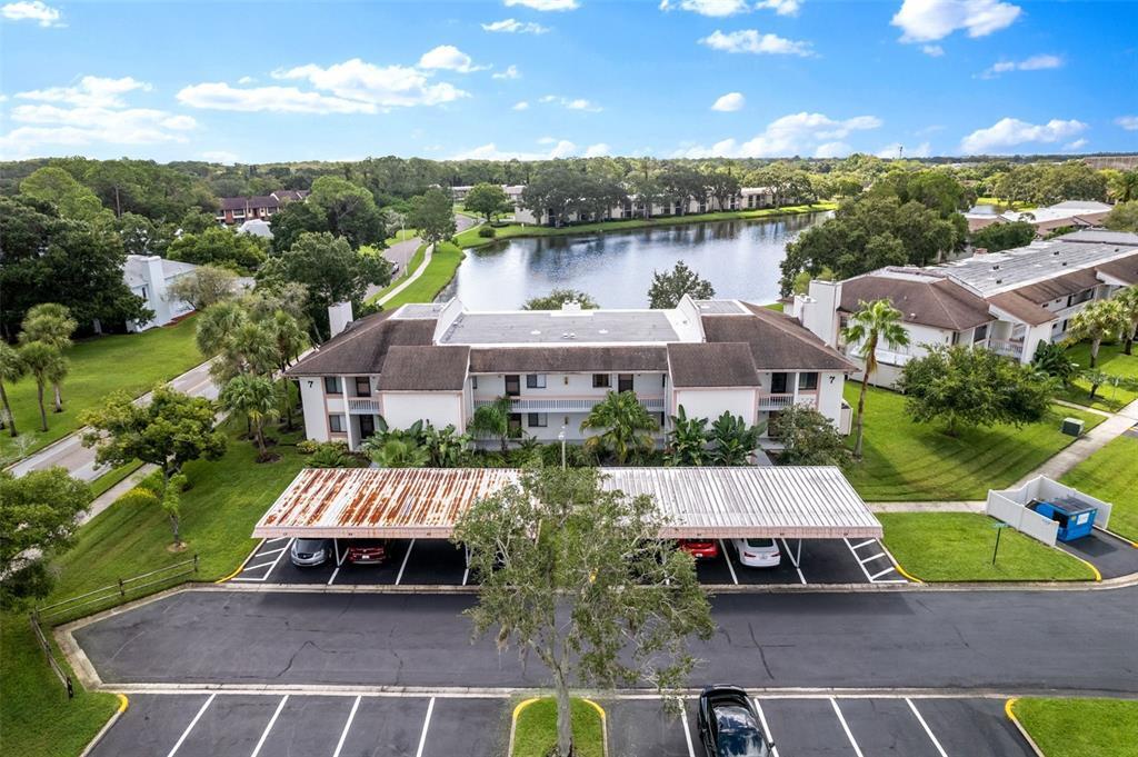 Foto principal - 104 Lakeview Ct