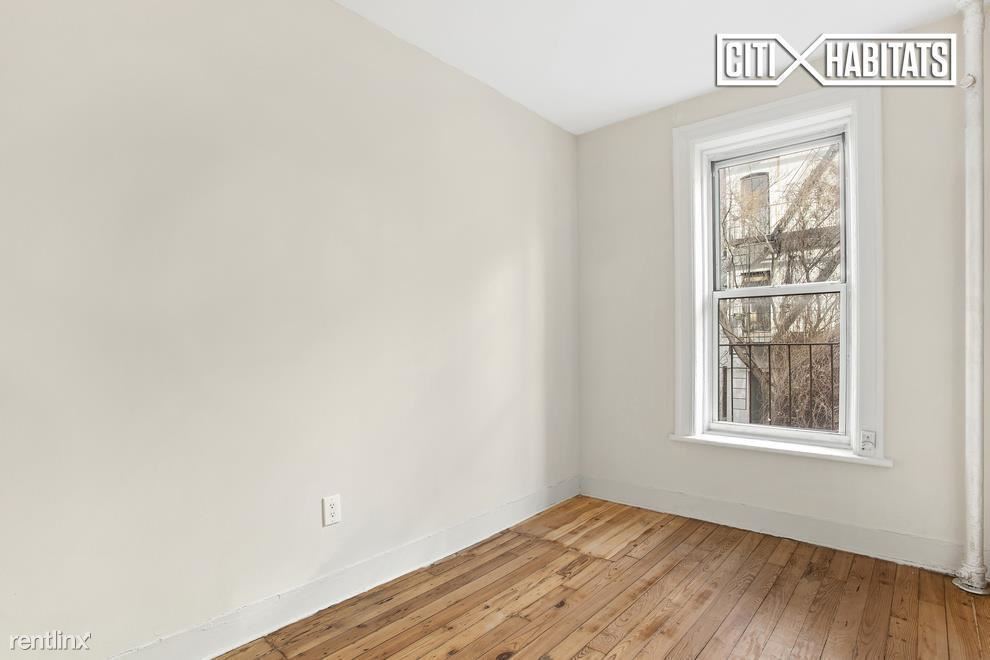 Building Photo - 437 1st St