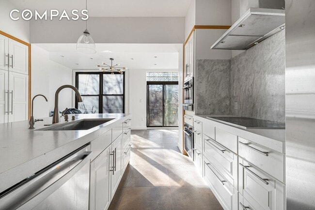 Foto del edificio - 458 W 153rd St