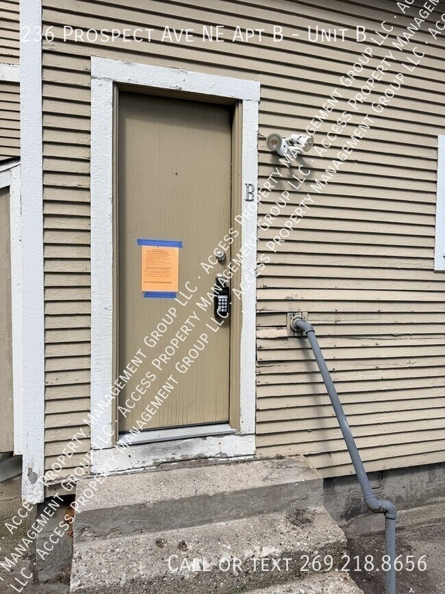 Foto del edificio - 236 Prospect Ave NE
