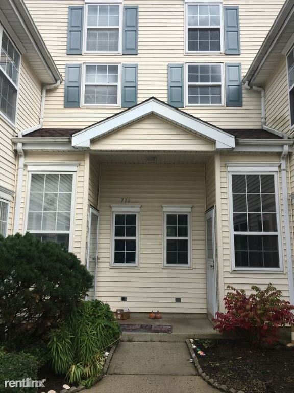 Primary Photo - 3 br, 3.5 bath Townhome - 713 Snowdrop Ct