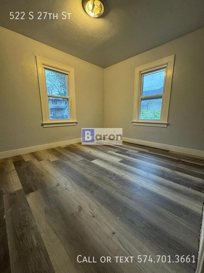 Building Photo - 522 S 27th St