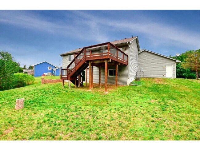 Foto del edificio - 25348 162nd St NW