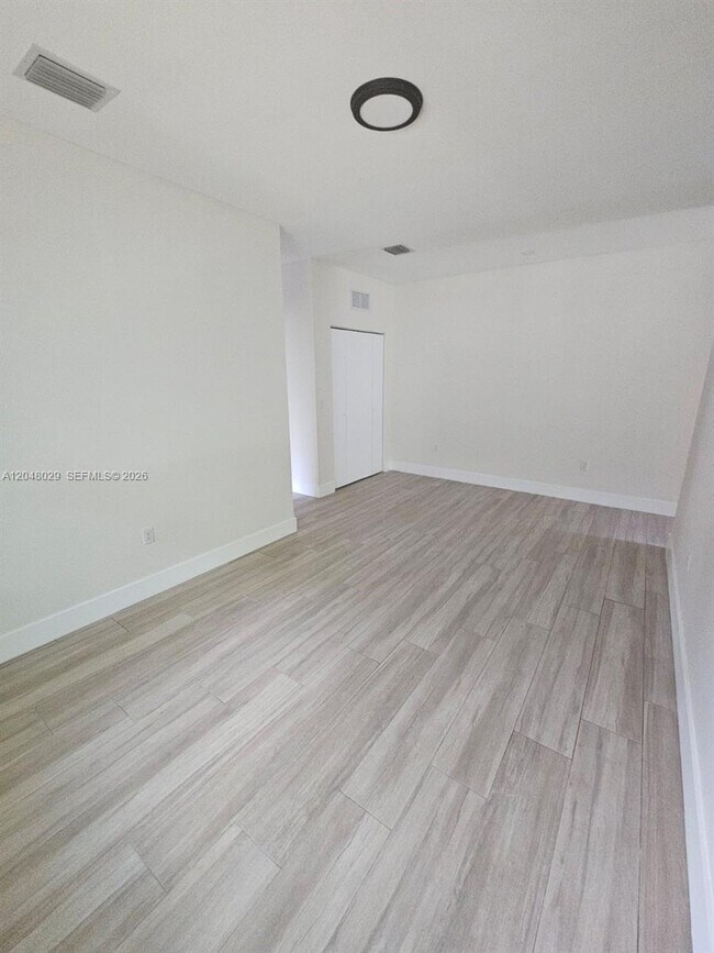 Foto del edificio - Northwest 3rd Avenue, Miami, FL 33127 - 3 BR 2 BA house