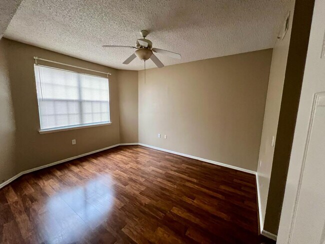 Foto del edificio - 3502 Windy Walk Way