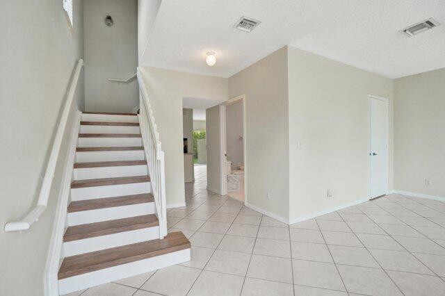 Foto del edificio - 10581 NW 57th Ct