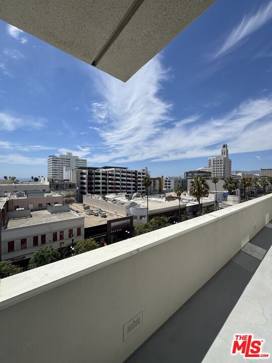 Foto del edificio - 1453 3rd Street Promenade