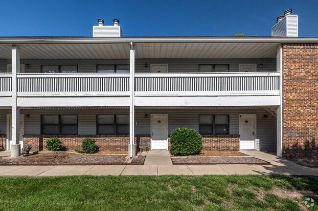 Building Photo - Buttonwood Tree Apartments