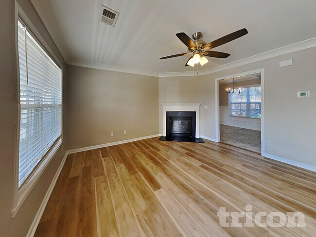 Foto del edificio - 1166 Waterlyn Dr