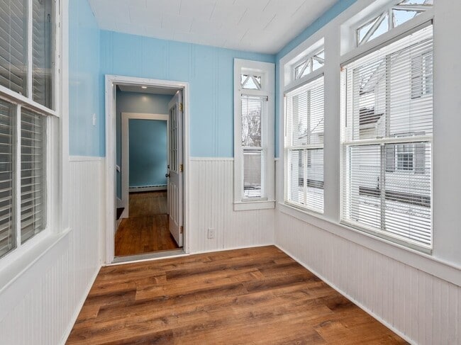 Building Photo - 16 Hampden Ave