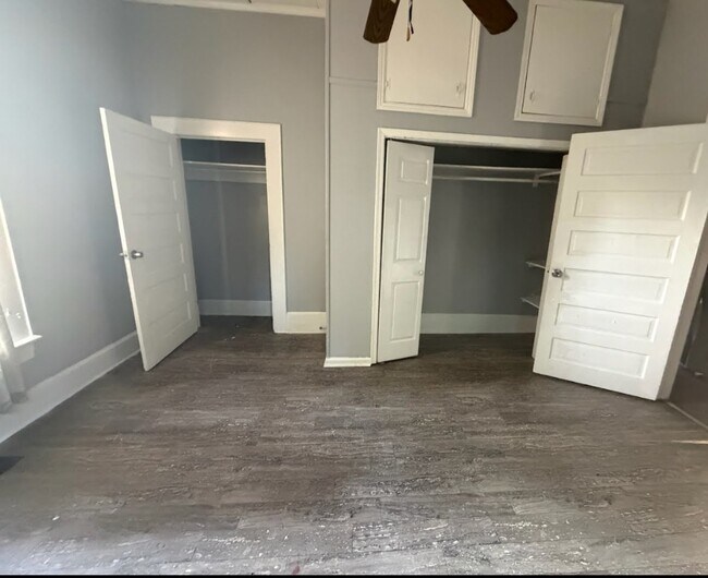 Foto del edificio - 832 Richmond St