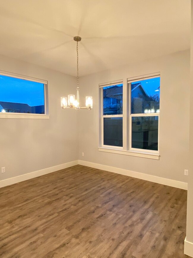 Foto del edificio - 3 Bedroom 2.5 Bath Home | Hood River, OR