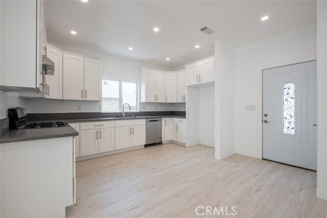 Foto del edificio - 7902 Forsythe St