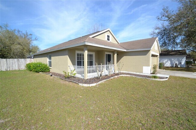 Building Photo - 24123 Royal Fern Dr