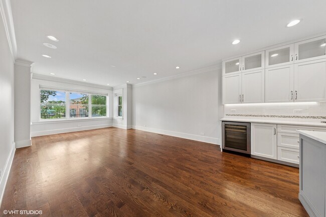 Foto del edificio - 2342 W Melrose St