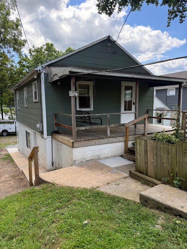 Primary Photo - 46 E Hummelstown St