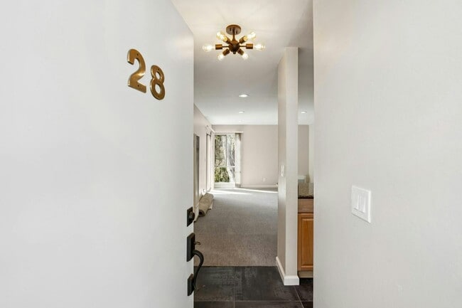 Photo - 1411 Creekside Dr Apartment