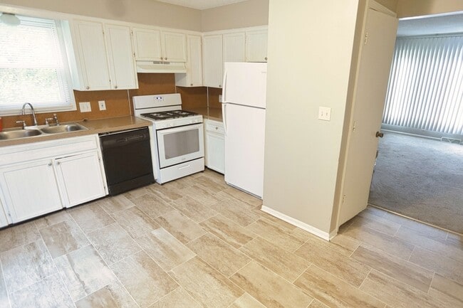 Foto del edificio - 3403 Robin Ave SW