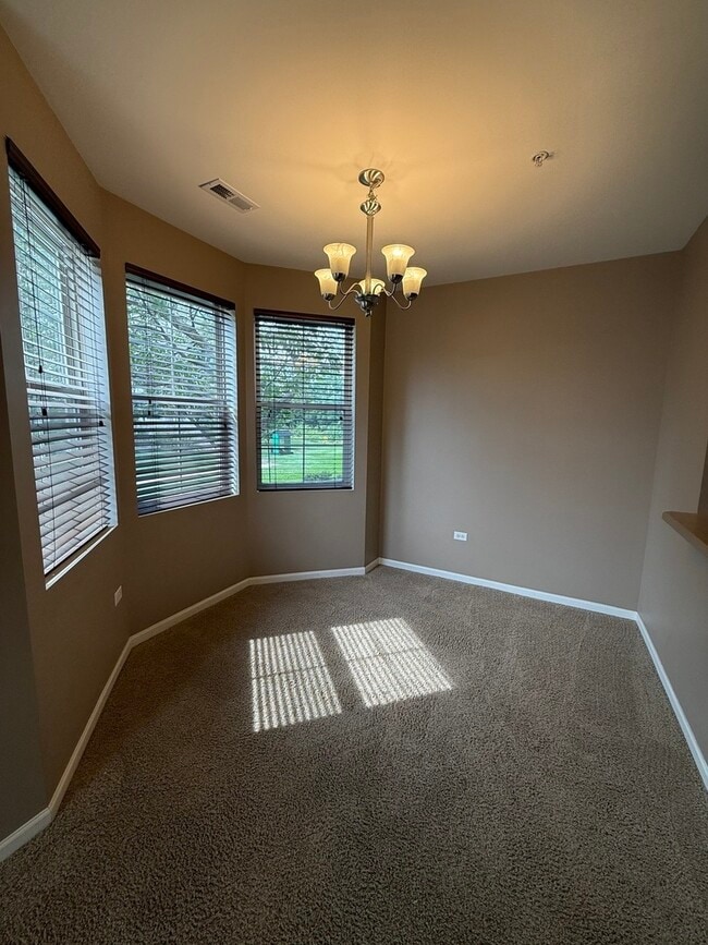 Building Photo - 2250 Aurora Dr
