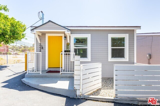 Primary Photo - 3234 1/4 Verdugo Rd