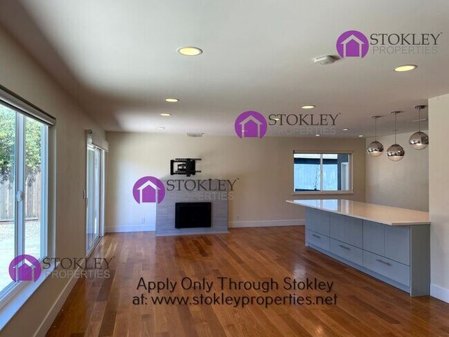 Foto del edificio - 521 Wilbur Dr