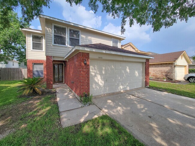 Building Photo - 11810 Rolling Stream Dr