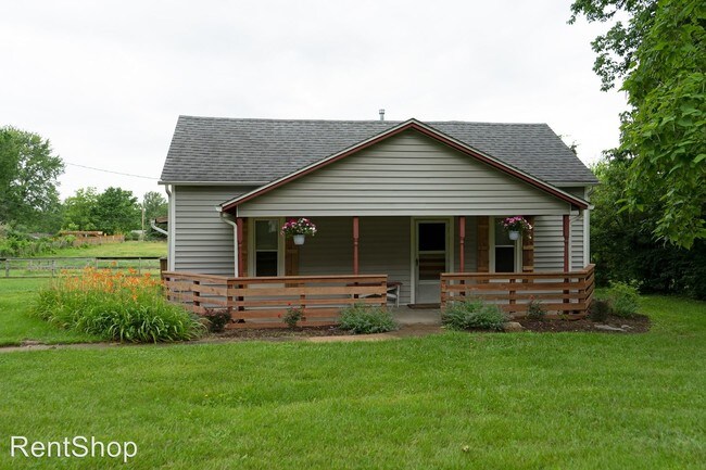 Building Photo - 2 br, 1 bath House - 5251 S Bearfield Rd