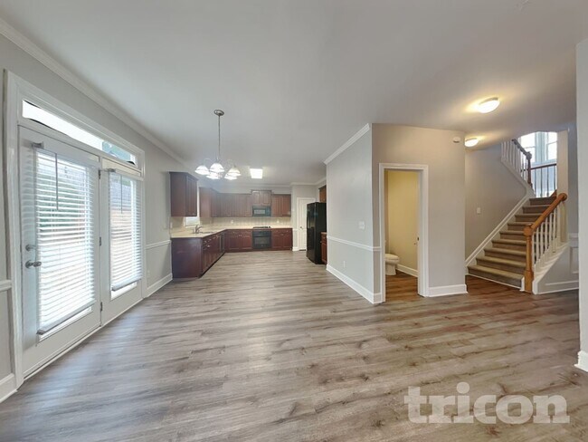 Foto del edificio - 4160 Triton Ives Dr NE