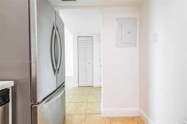 Foto del edificio - 11750 SW 18th St