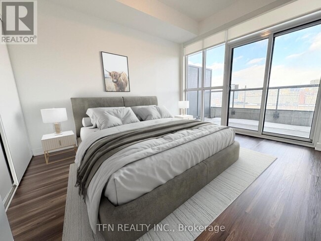 Photo du bâtiment - 1603 Eglinton Ave W