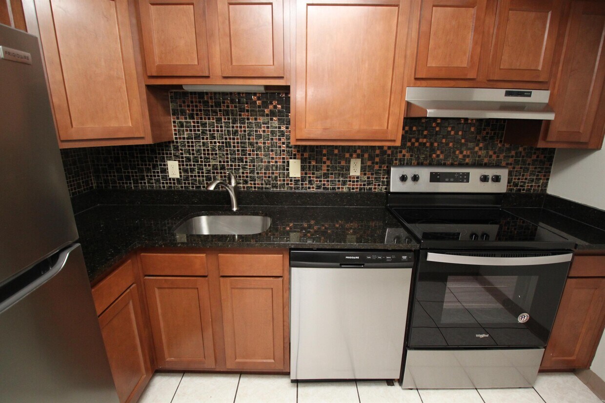 Foto principal - 910 McKnight Cir