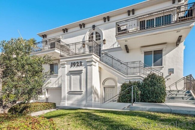Foto del edificio - 1923 San Elijo Ave