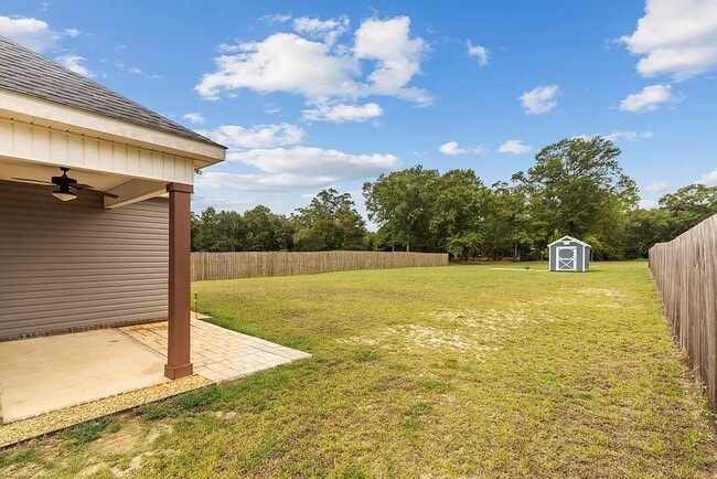 Building Photo - 118 Village Ln