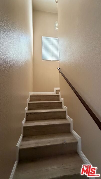 Foto del edificio - 1210 W 39th St