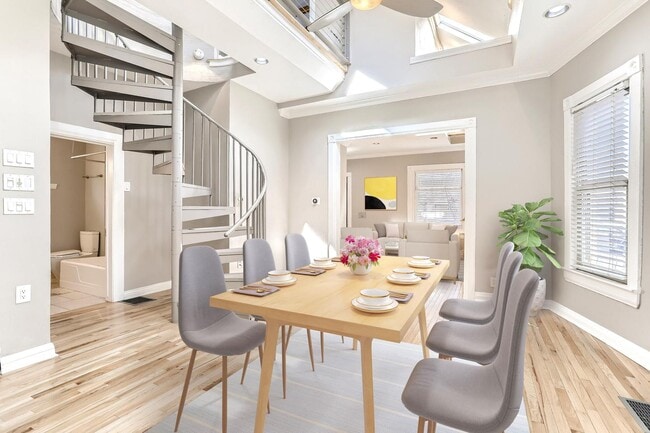 Photo - 777 S Logan St House