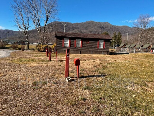 Photo - 23 Crider Cir House