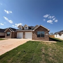 Building Photo - 518 Colorado St