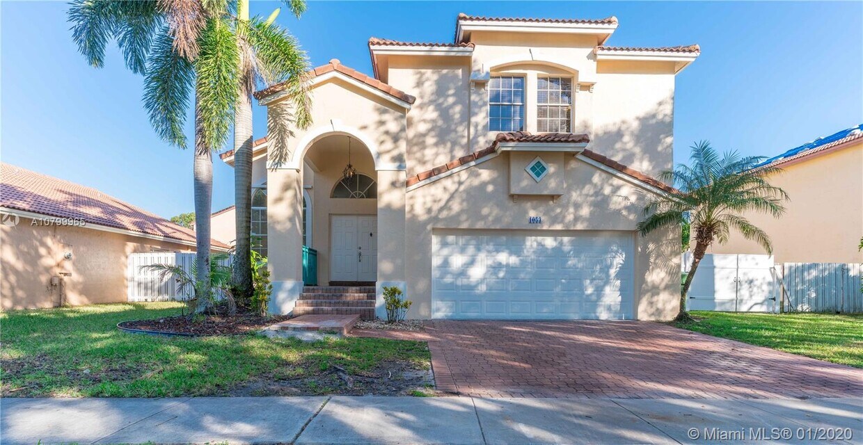 Primary Photo - 1053 NW 184th Way