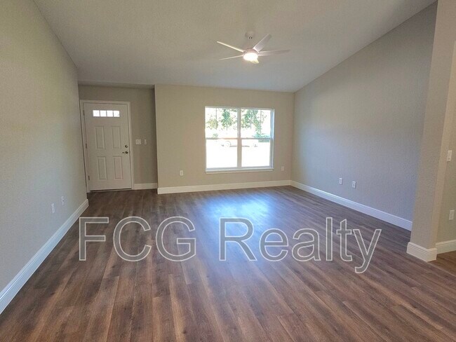 Foto del edificio - 10 Pine Cir Way