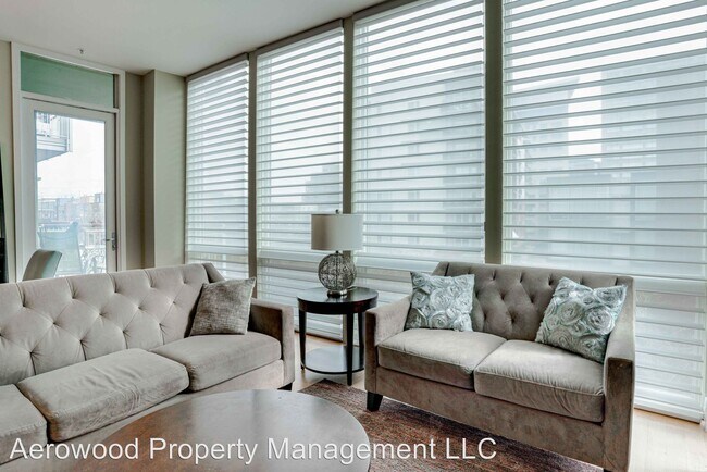 Foto del edificio - 2 br, 2 bath House - 1401 Delgany St. #302