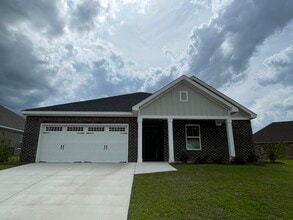 Building Photo - 571 Ridgeland Rd