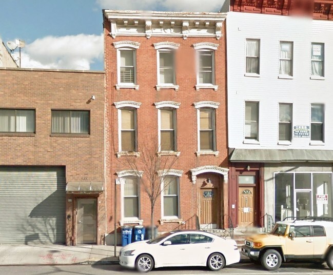Building Photo - 288 McGuinness Blvd